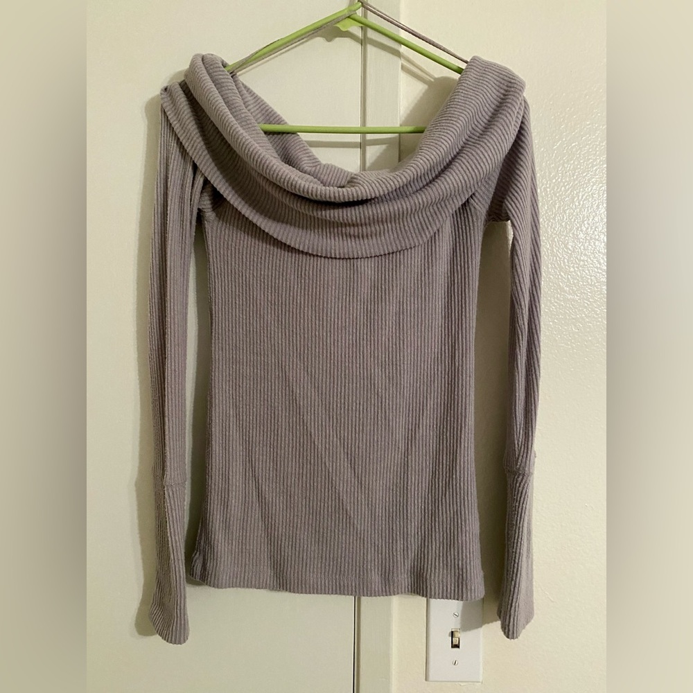 Free People We the Free Gray Ribbed Long sleeve off the shoulder sweater size s